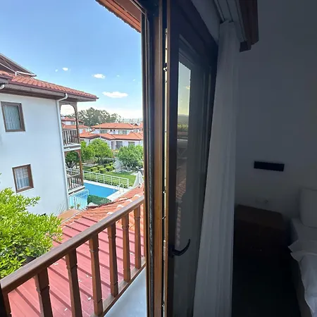 Tomsan & 阿奇亚卡