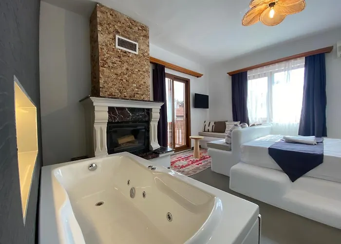 Tomsan & Ξενοδοχείο