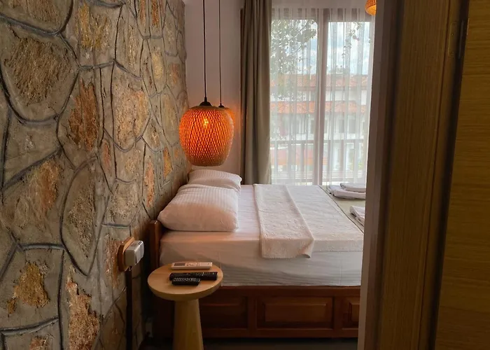 Tomsan & 阿奇亚卡