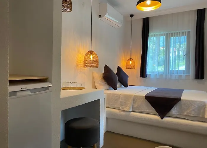 Tomsan & Ξενοδοχείο *