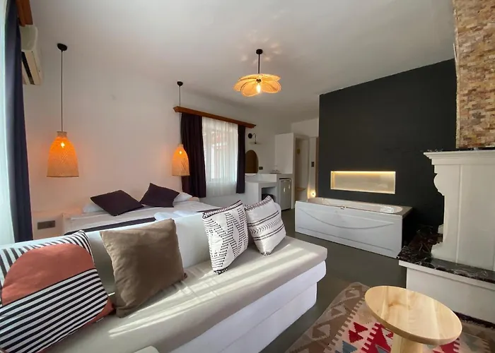 Ξενοδοχείο Tomsan &