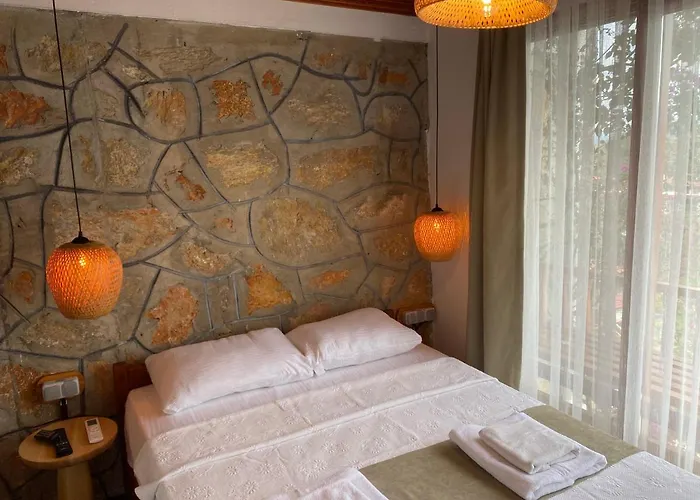 Tomsan & Ξενοδοχείο