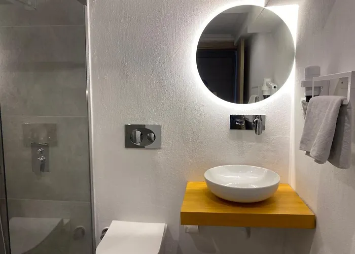 Tomsan & * Akyaka (Mugla)