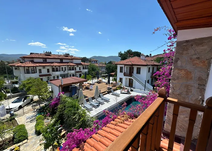 Tomsan & Ξενοδοχείο *